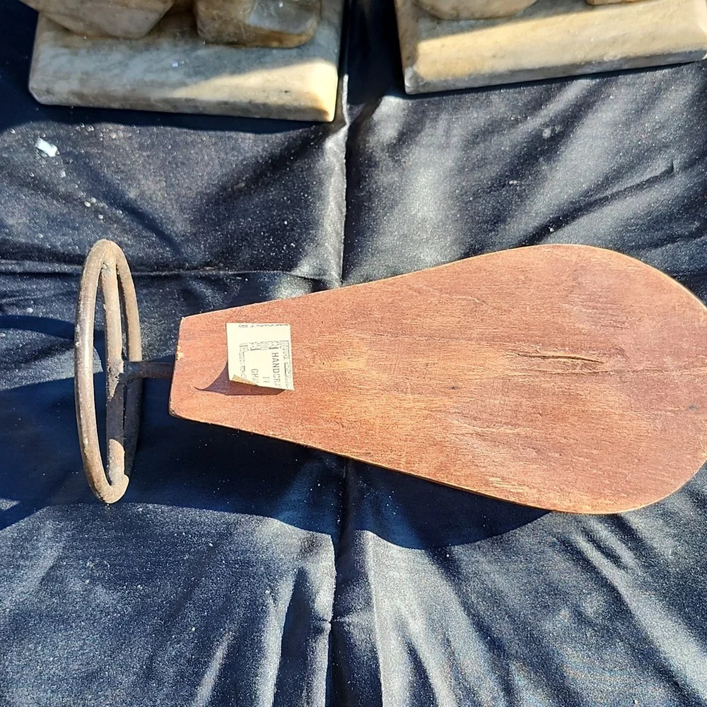 Statues - Picture 6 of 8